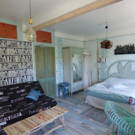 Beau Site Guimauve Et Vieilles Dentelles Bed and Breakfast Royères-Saint-Léonard Buitenkant foto
